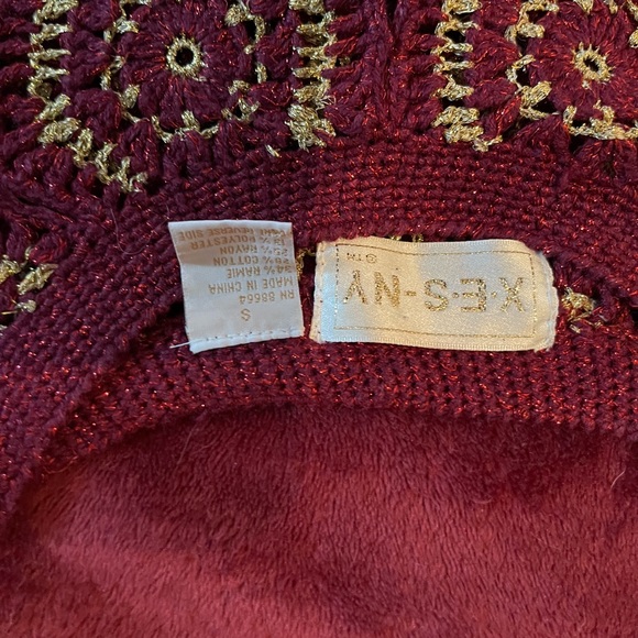 Small gold maroon Sweater designer XES-NY tunic lace adorned beaded excellent - Picture 3 of 4